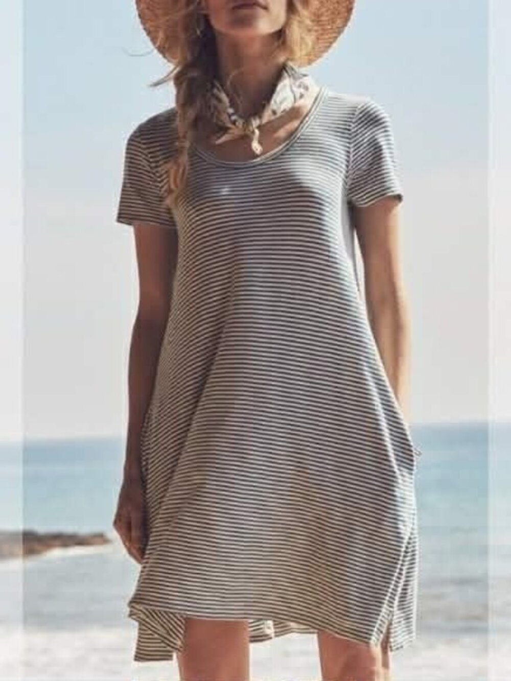 Faherty Size Small Dress Stripe Summer Button Back Cotton Pockets